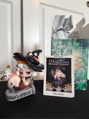 DODO RARA Dodo Sugar Miss Rara - Miss Witch - Open Box w/ card